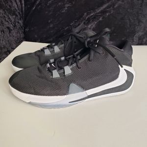 Nike Zoom Freak 1 Black Basketball Shoes